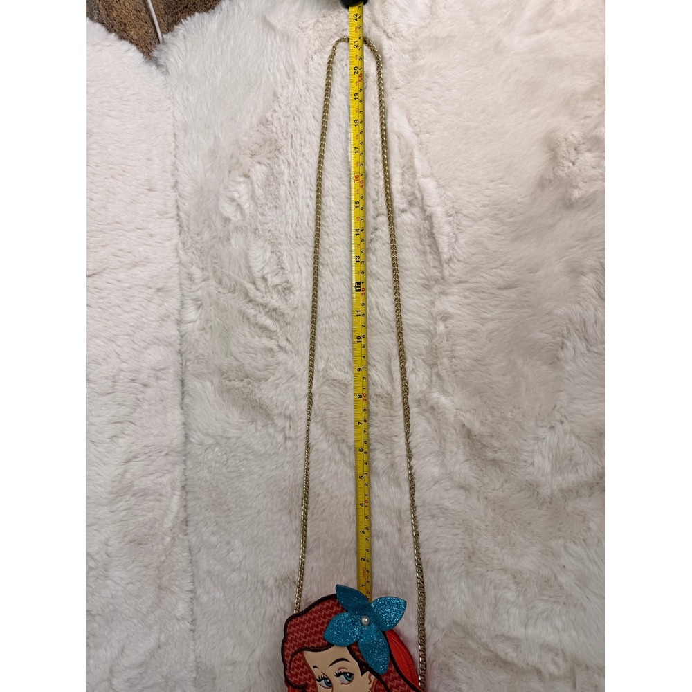 Danielle Nicole Disney Ariel Little Mermaid Crossbody Bag Red Gold Chain Strap - Picture 10 of 10